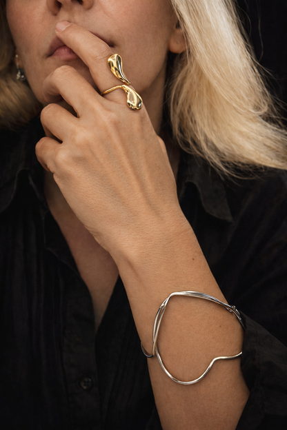 Brățară Open Cuff Inimă – argintie