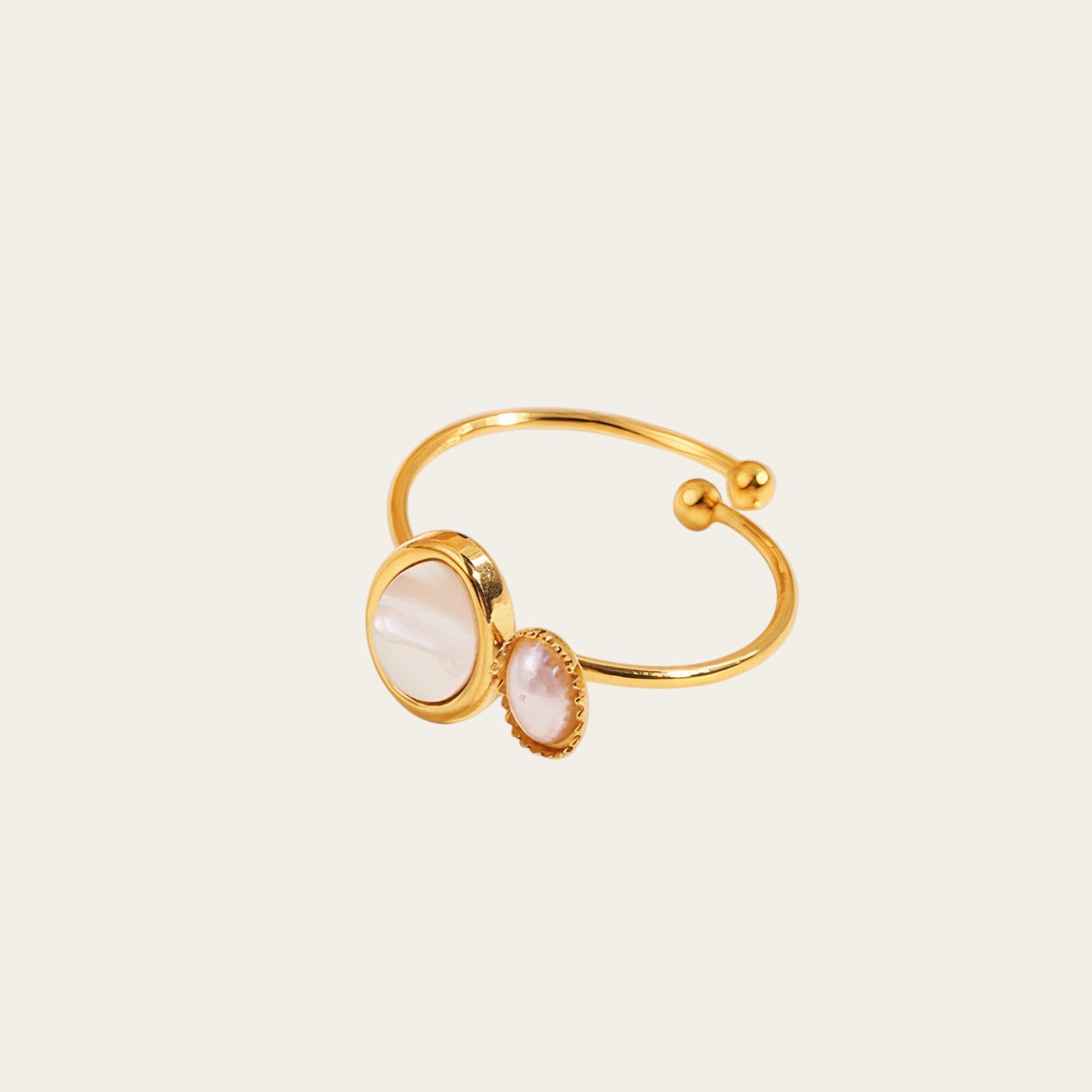 Time4Me adjustable gold stainless steel ring featuring a white pearl and mother of pearl accent