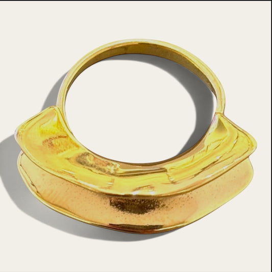 Time4Me gold-plated stainless steel wave ring with a smooth, curved design for a minimalist and elegant look.