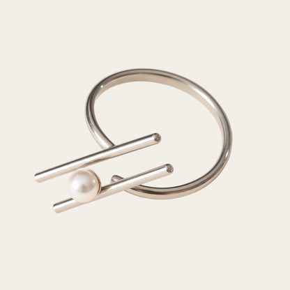 Time4Me minimalist silver-tone stainless steel adjustable ring featuring a single white pearl accent